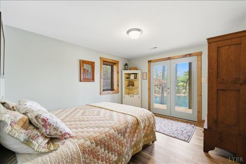 Tiny photo for 185 Wild Rose Ln Ln, Monroe, VA 24574 (MLS # 363599)