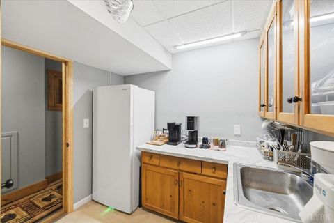 Tiny photo for 185 Wild Rose Ln Ln, Monroe, VA 24574 (MLS # 363599)