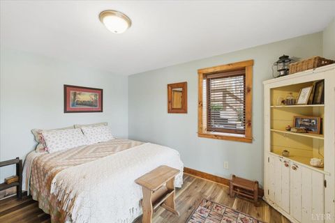 Tiny photo for 185 Wild Rose Ln Ln, Monroe, VA 24574 (MLS # 363599)