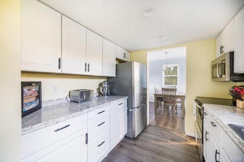 Tiny photo for 1368 Oliver Road, Altavista, VA 24517 (MLS # 362343)