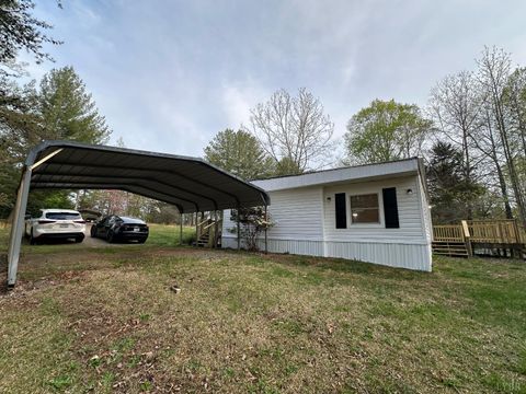 Tiny photo for 445 Jessteen Lane, Bassett, VA 24055 (MLS # 365672)