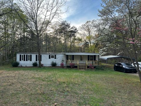 Photo of 445 Jessteen Lane, Bassett, VA 24055 (MLS # 365672)