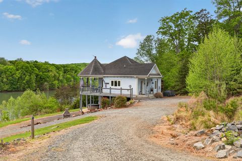 Tiny photo for 1176 Leesville Lake Drive, Pittsville, VA 24139 (MLS # 366064)