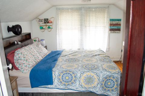 Tiny photo for 400 Prospect Road, Hurt, VA 24563 (MLS # 364623)