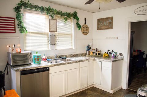 Tiny photo for 400 Prospect Road, Hurt, VA 24563 (MLS # 364623)