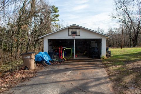 Tiny photo for 400 Prospect Road, Hurt, VA 24563 (MLS # 364623)