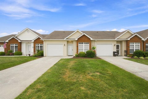 Townhouse For Sale - 54 Shore Line Drive<br/> Lynchburg, VA 24501