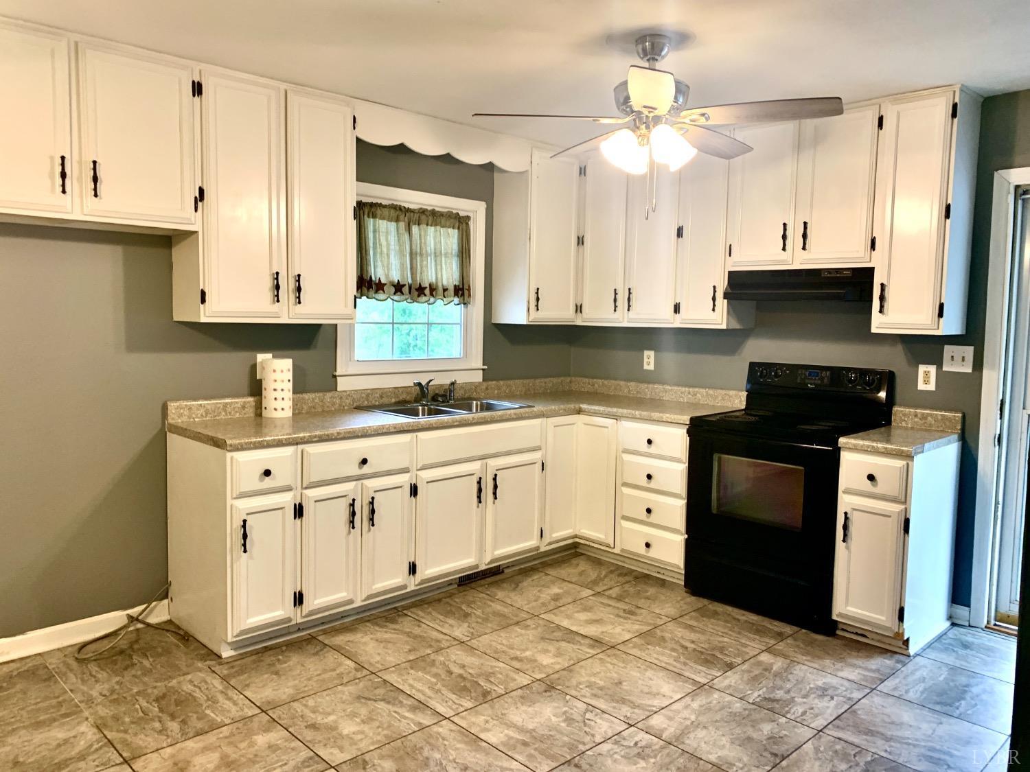 1349 Murray Hollow Rd Rd, Thaxton, Virginia image 8