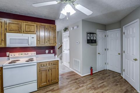 Tiny photo for 307 Wexview Lane, Lynchburg, VA 24502 (MLS # 362112)