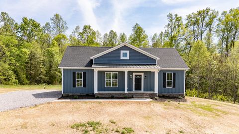 Photo of 7566 Prince Edward Highway, Prospect, VA 23960 (MLS # 363396)