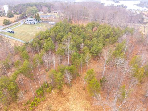 Tiny photo for 14 Caroline Ct, Union Hall, VA 24176 (MLS # 363689)