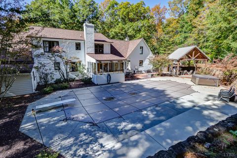 Tiny photo for 264 Robinson Drive, Lynchburg, VA 24502 (MLS # 362607)
