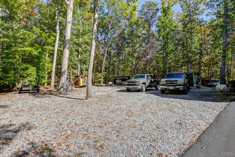 Tiny photo for 264 Robinson Drive, Lynchburg, VA 24502 (MLS # 362607)