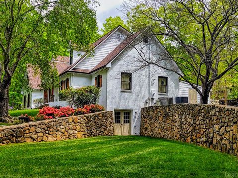 Tiny photo for 264 Robinson Drive, Lynchburg, VA 24502 (MLS # 362607)