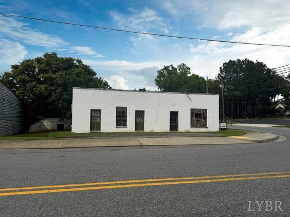 Brookneal, Virginia 24528, United States, ,Commercial,Pending,141080