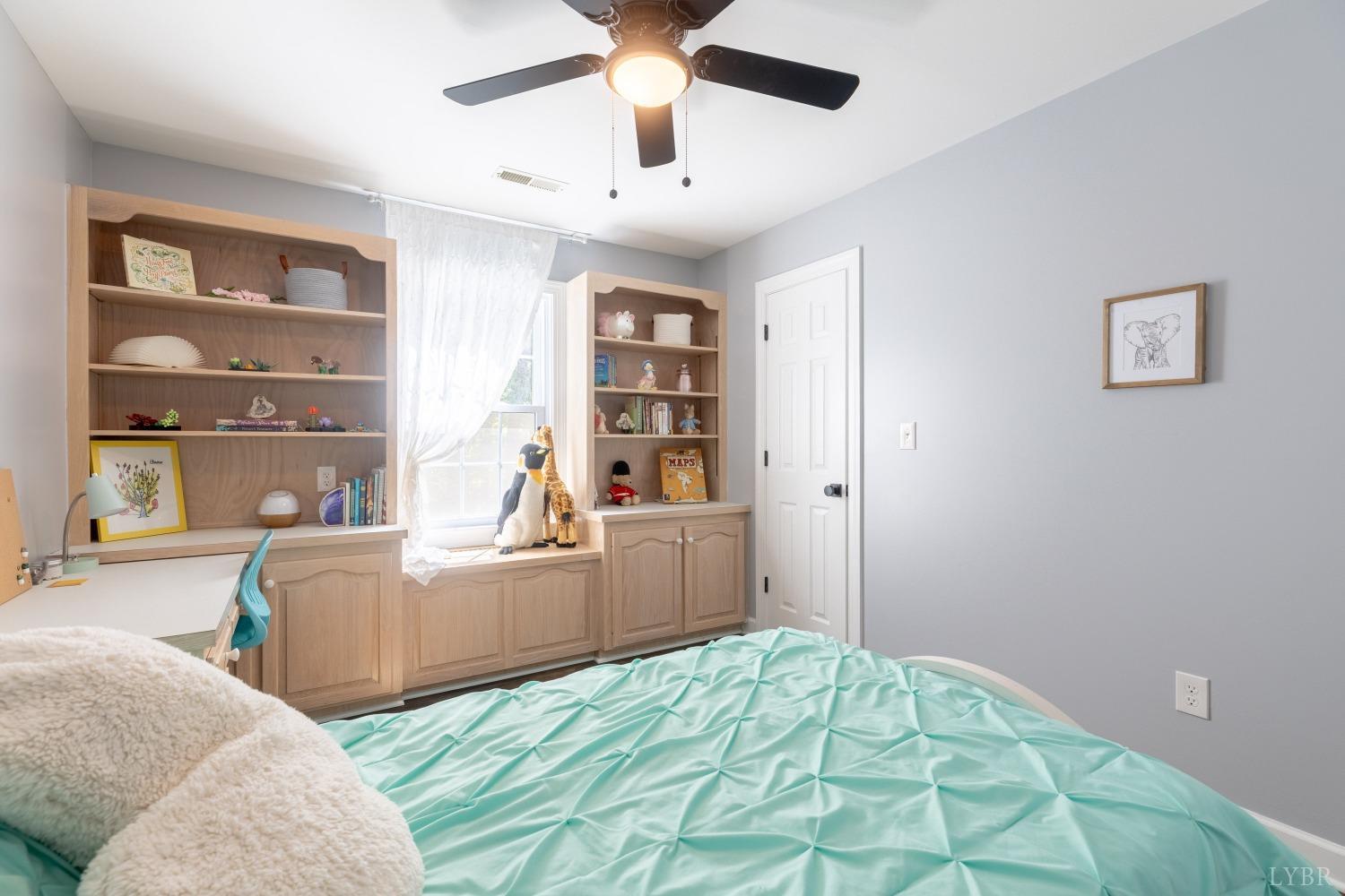 208 Millspring Drive, Forest, Virginia image 37