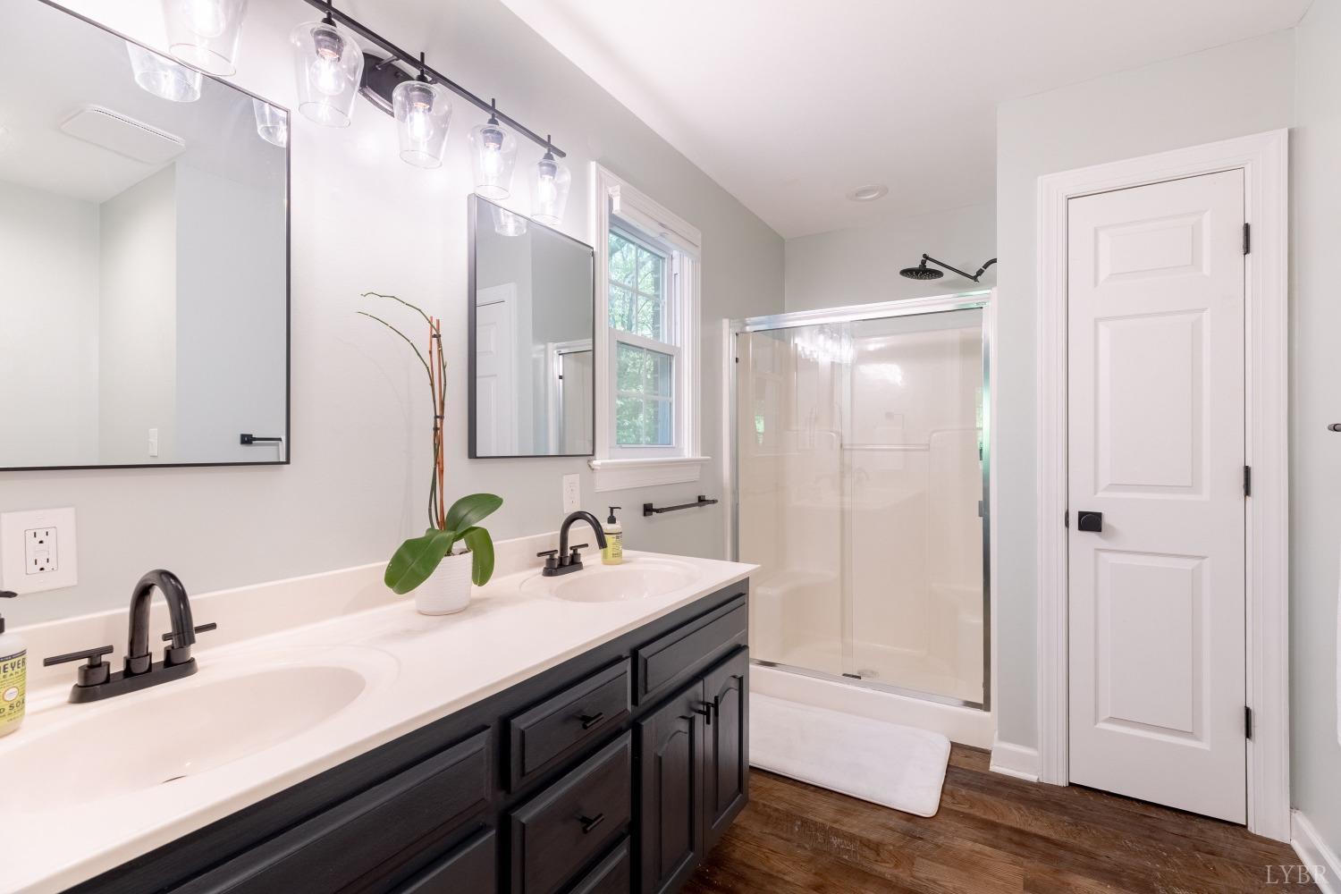 208 Millspring Drive, Forest, Virginia image 34