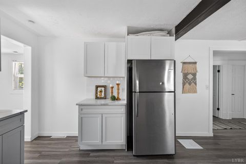 Tiny photo for 1511 Radcliff Avenue, Lynchburg, VA 24502 (MLS # 365705)