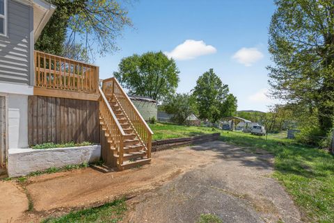 Tiny photo for 1511 Radcliff Avenue, Lynchburg, VA 24502 (MLS # 365705)