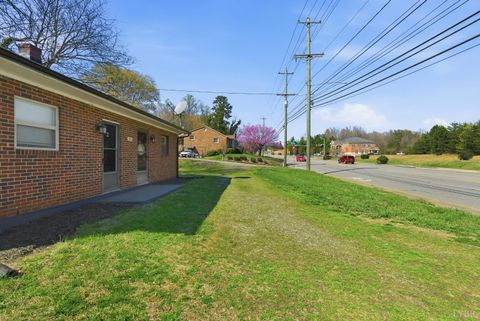 Tiny photo for 831 Liberty Street, Martinsville, VA 24112 (MLS # 364974)
