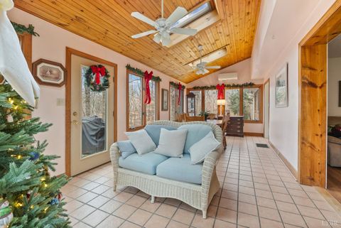 Tiny photo for 205 Ivy Drive, Lynchburg, VA 24503 (MLS # 363537)