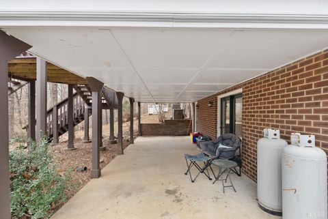 Tiny photo for 205 Ivy Drive, Lynchburg, VA 24503 (MLS # 363537)