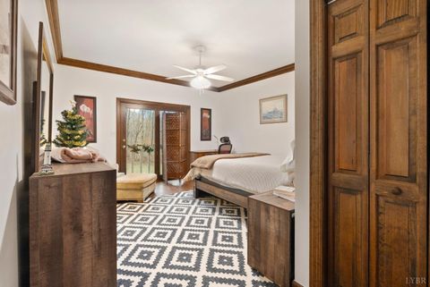 Tiny photo for 205 Ivy Drive, Lynchburg, VA 24503 (MLS # 363537)