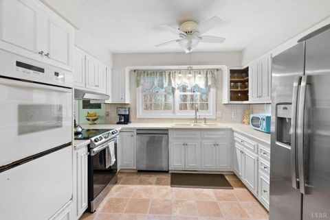 Tiny photo for 205 Ivy Drive, Lynchburg, VA 24503 (MLS # 363537)