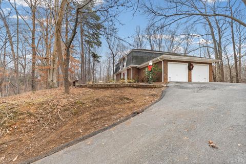 Tiny photo for 205 Ivy Drive, Lynchburg, VA 24503 (MLS # 363537)