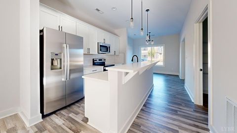 Tiny photo for 32 Allure Drive, Rustburg, VA 24588 (MLS # 362661)