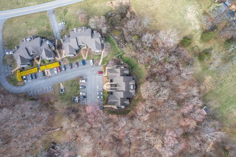 Tiny photo for 1314 Twin Springs Court, Forest, VA 24551 (MLS # 364954)