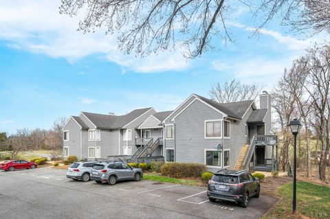 Tiny photo for 1314 Twin Springs Court, Forest, VA 24551 (MLS # 364954)