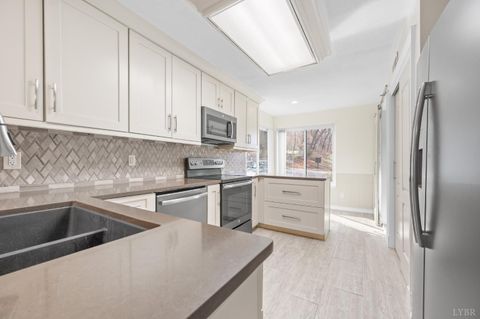 Tiny photo for 1314 Twin Springs Court, Forest, VA 24551 (MLS # 364954)