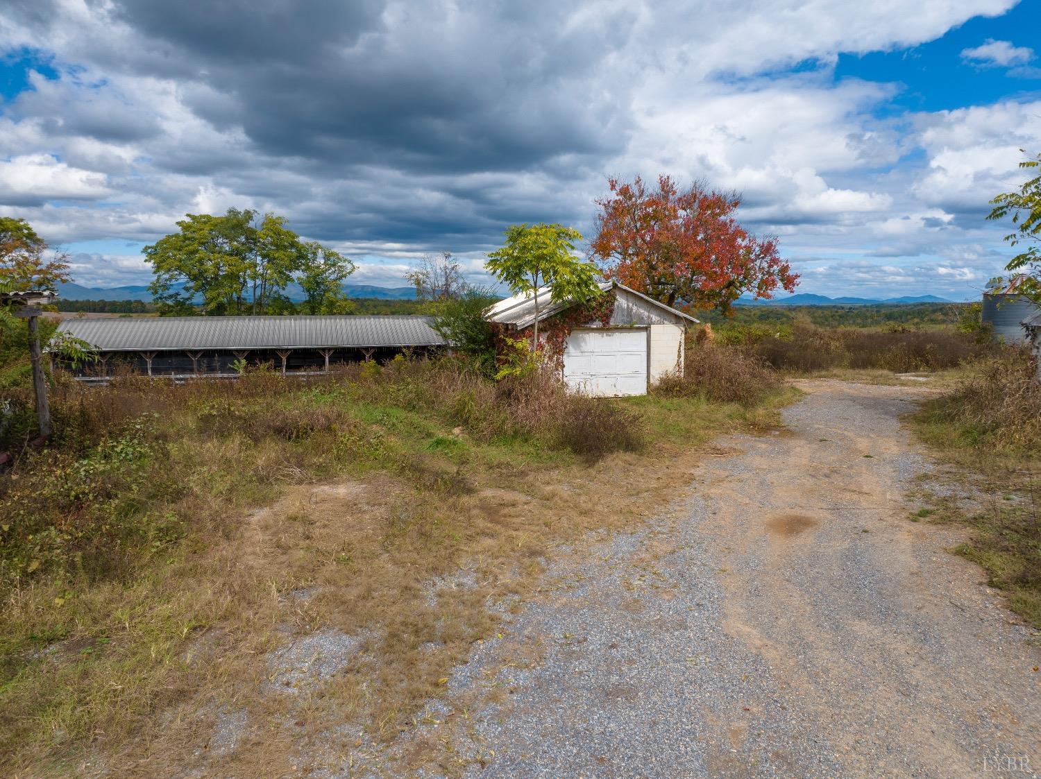 9961 Falling Creek Road, Huddleston, Virginia image 34