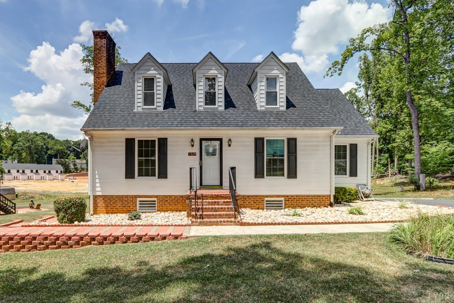 1529 Bateman Bridge Road, Forest, Virginia image 1
