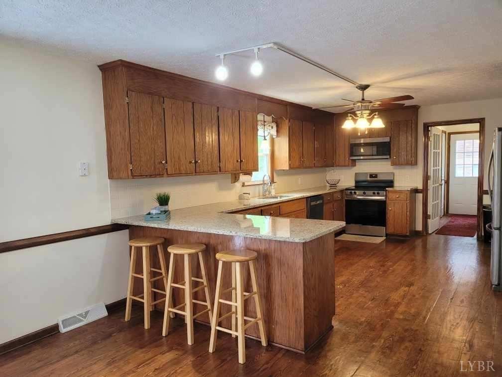 1529 Bateman Bridge Road, Forest, Virginia image 9