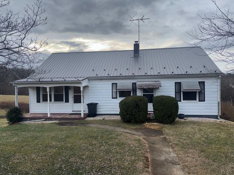 Photo of 126 Rothwood Road, Monroe, VA 24574 (MLS # 363662)