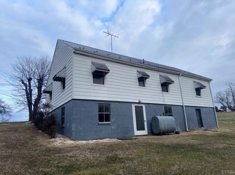 Tiny photo for 126 Rothwood Road, Monroe, VA 24574 (MLS # 363662)