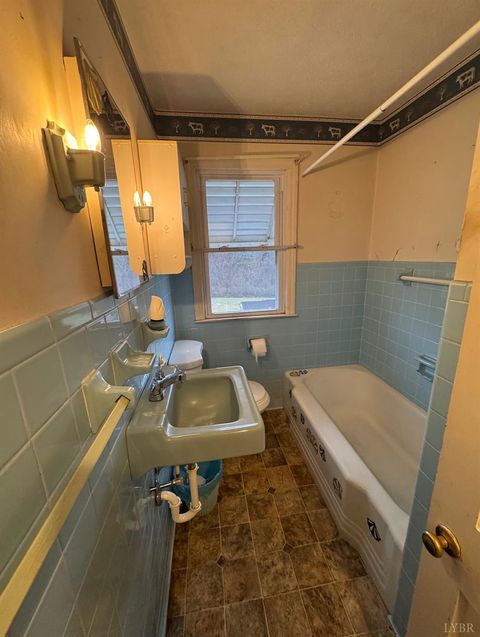 Tiny photo for 126 Rothwood Road, Monroe, VA 24574 (MLS # 363662)