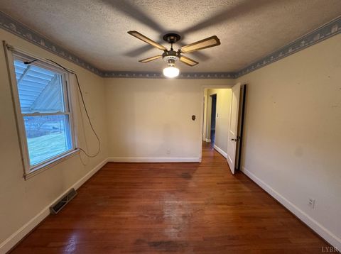 Tiny photo for 126 Rothwood Road, Monroe, VA 24574 (MLS # 363662)