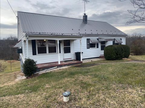 Tiny photo for 126 Rothwood Road, Monroe, VA 24574 (MLS # 363662)