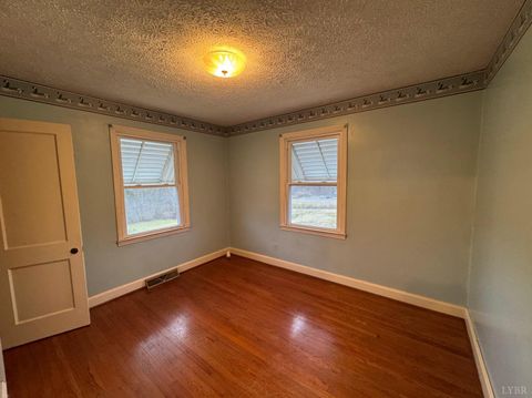 Tiny photo for 126 Rothwood Road, Monroe, VA 24574 (MLS # 363662)