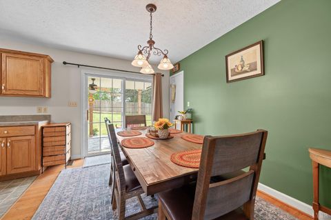 Tiny photo for 1068 Oakwood Knolls Drive, Bedford, VA 24523 (MLS # 366423)