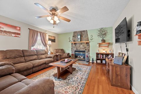 Tiny photo for 1068 Oakwood Knolls Drive, Bedford, VA 24523 (MLS # 366423)