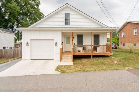 Homes For Sale - 2018 Pansy Street<br/> Lynchburg, VA 24503