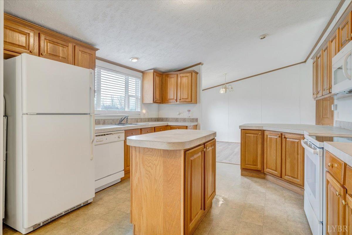 2281 Parrish Road, Goodview, Virginia image 14