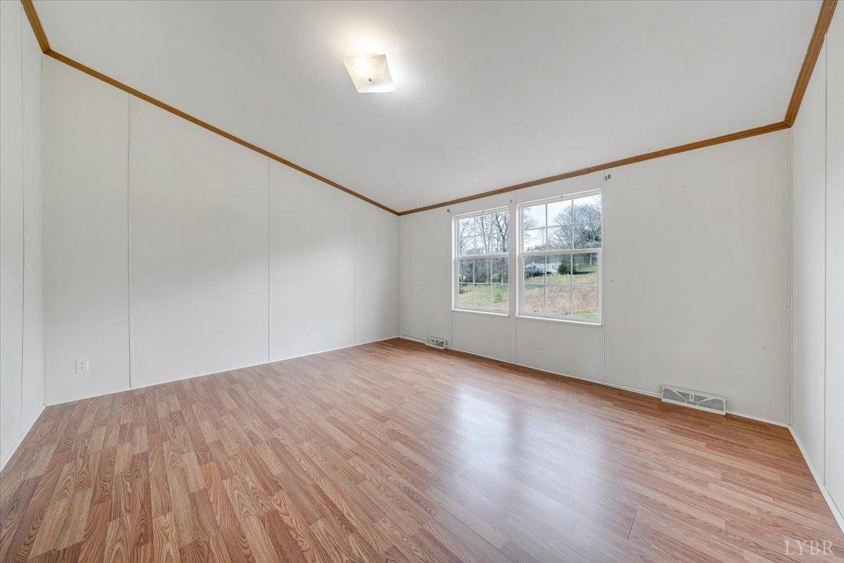 2281 Parrish Road, Goodview, Virginia image 17