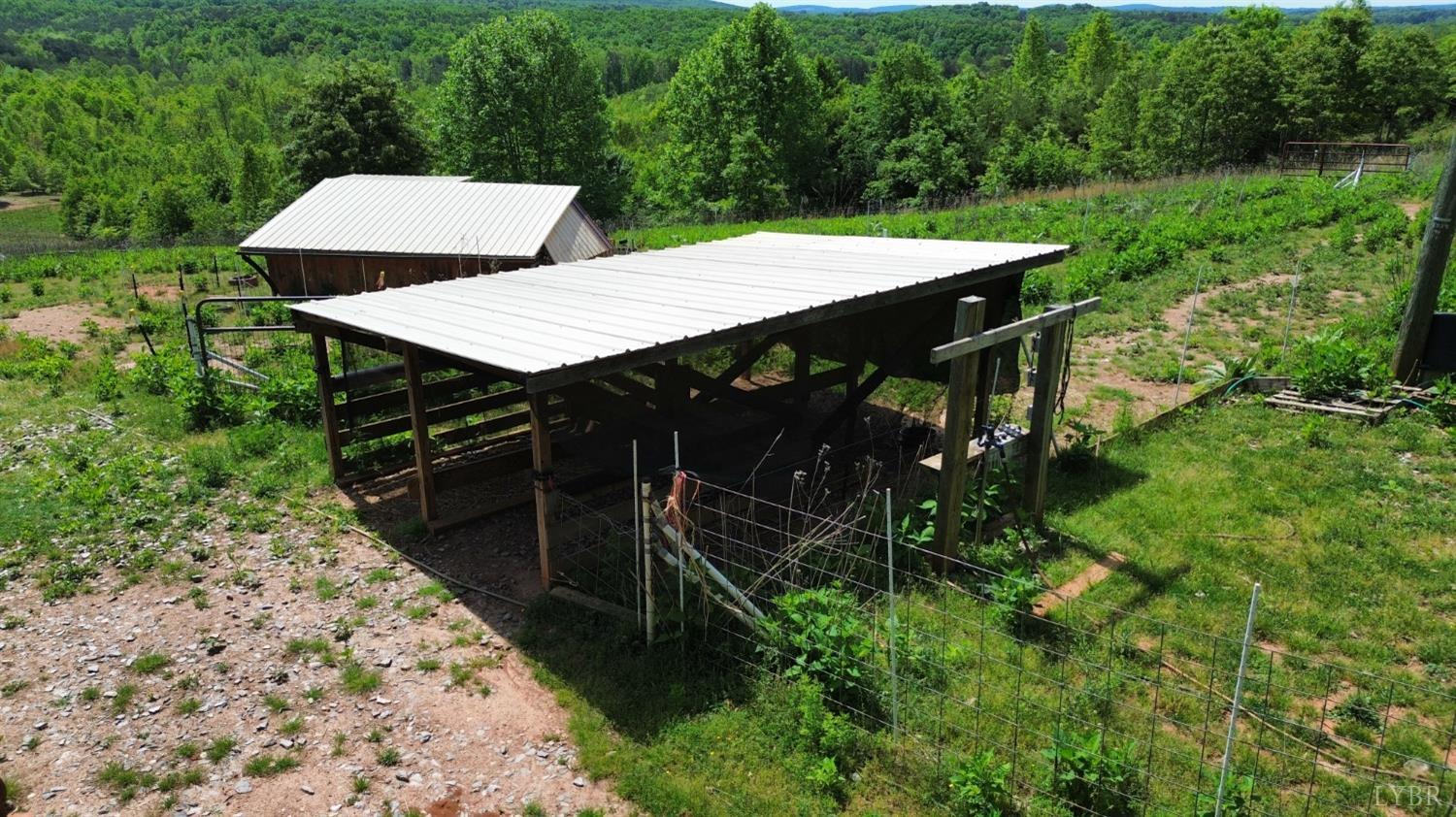 2317 Gallows Road Rd, Gretna, Virginia image 16