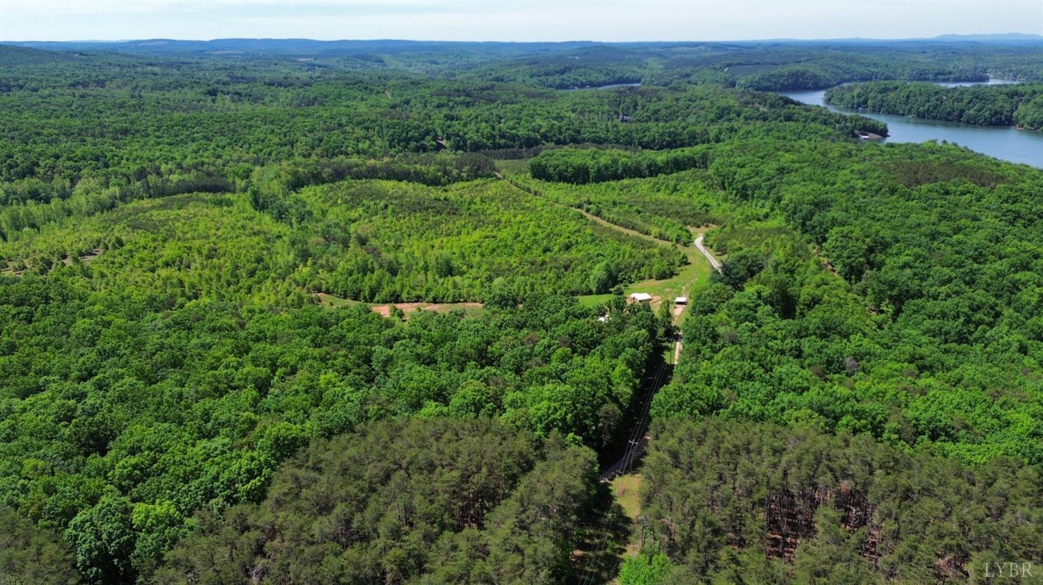 2317 Gallows Road Rd, Gretna, Virginia image 2