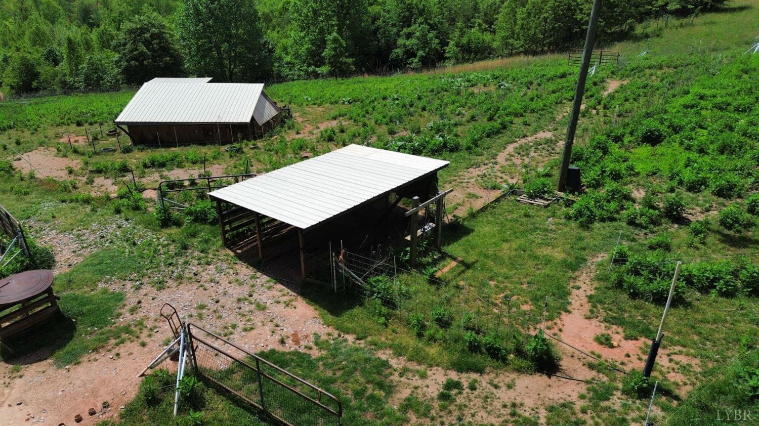 2317 Gallows Road Rd, Gretna, Virginia image 17